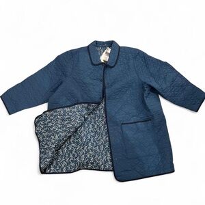 Reversible Quilted Jacket in Deep Navy with Cream Floral Lining